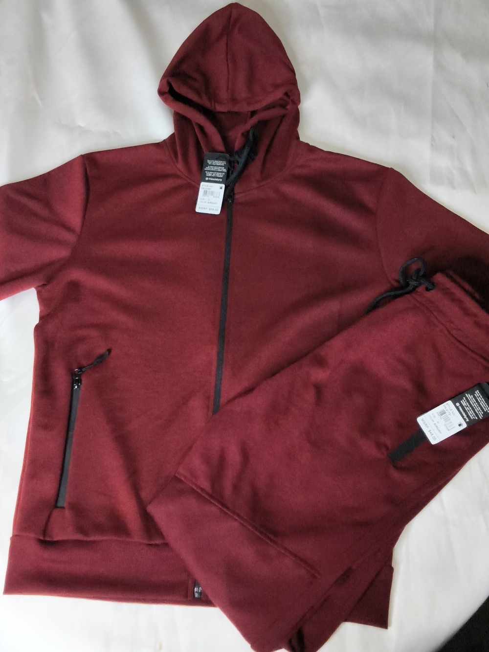 Men's Zip-Up Hoodie in Burgundy - Classic Athletic Pullover